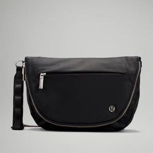 Lululemon All Night Festival Bag Zip Top (Full Size)